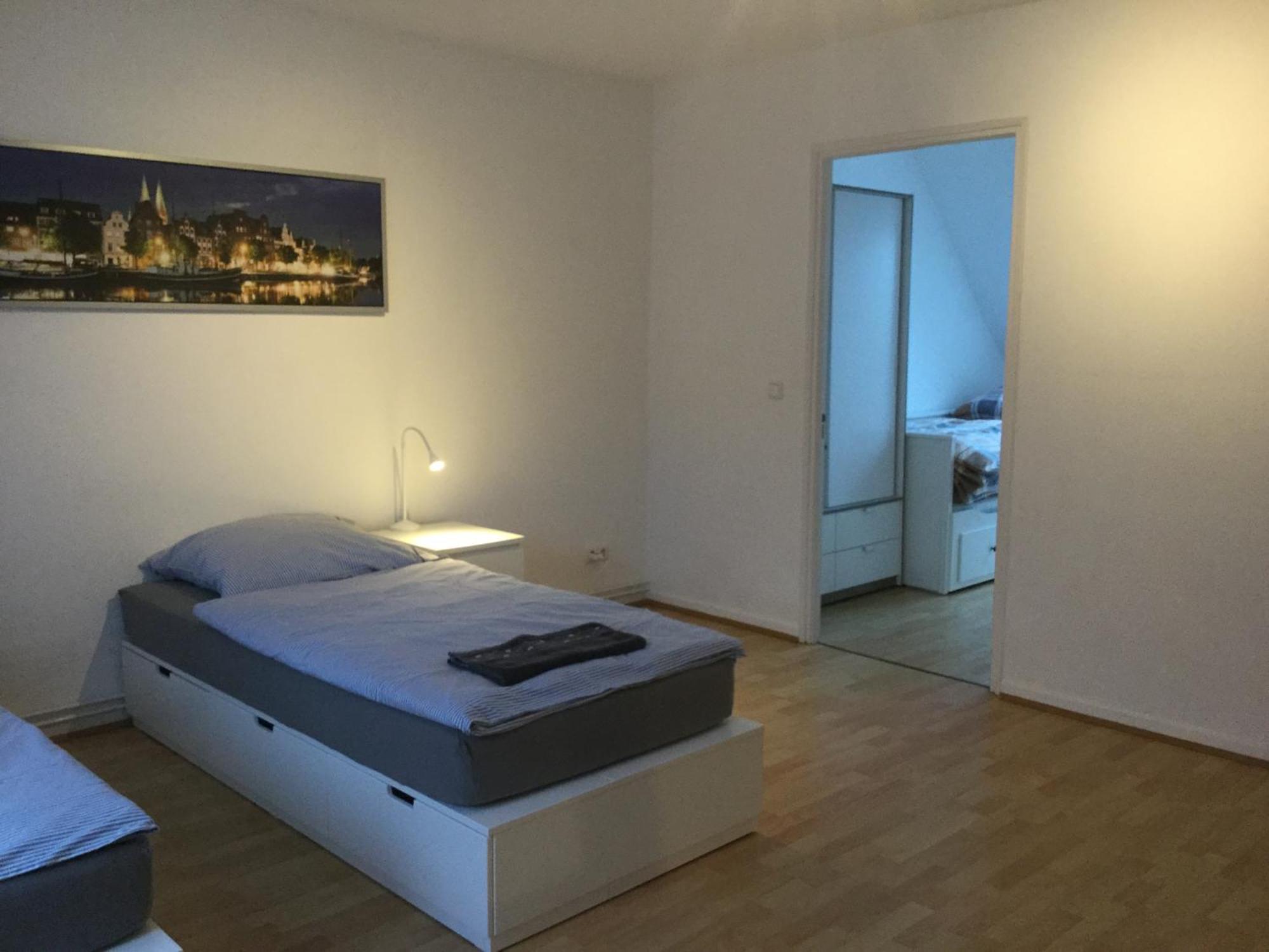 Ferienwohnung Am Uniklinik Любек Екстер'єр фото