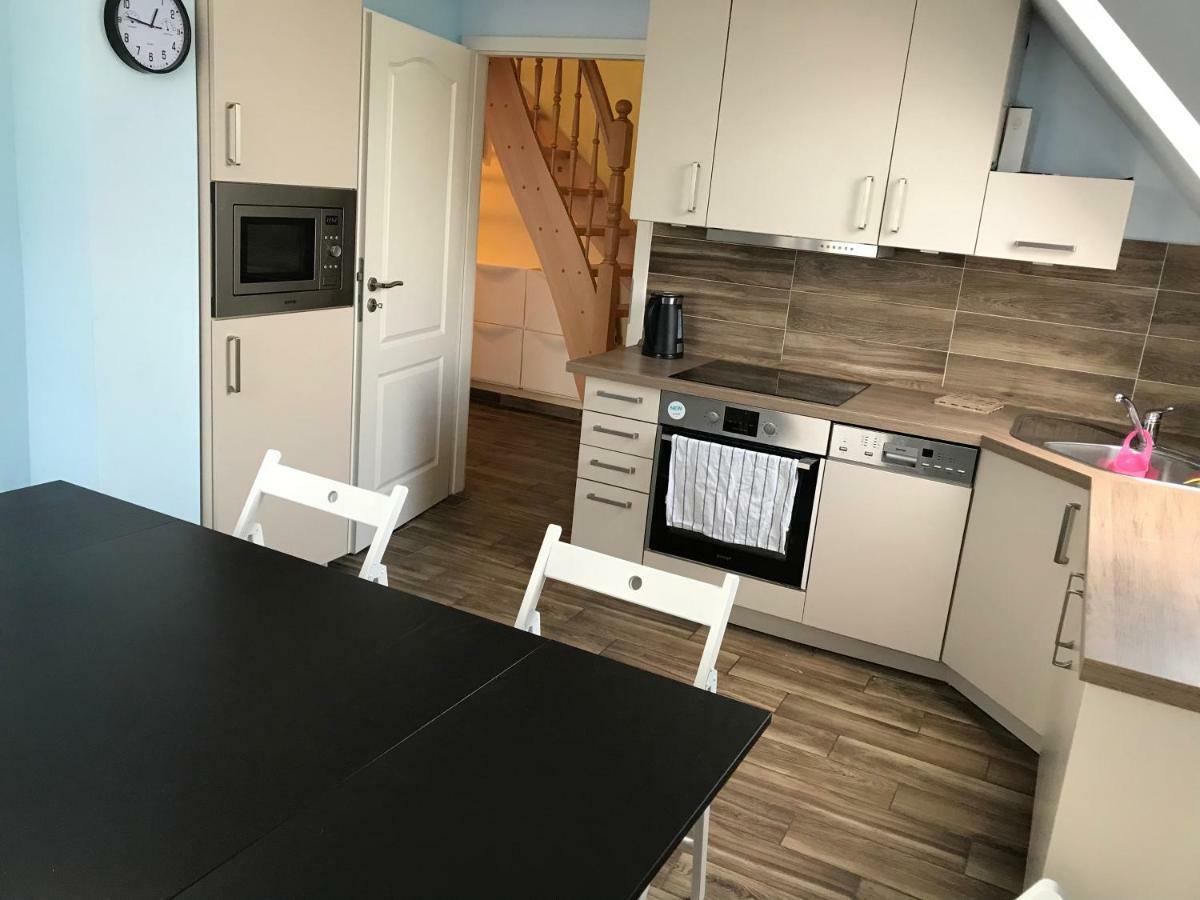 Ferienwohnung Am Uniklinik Любек Екстер'єр фото